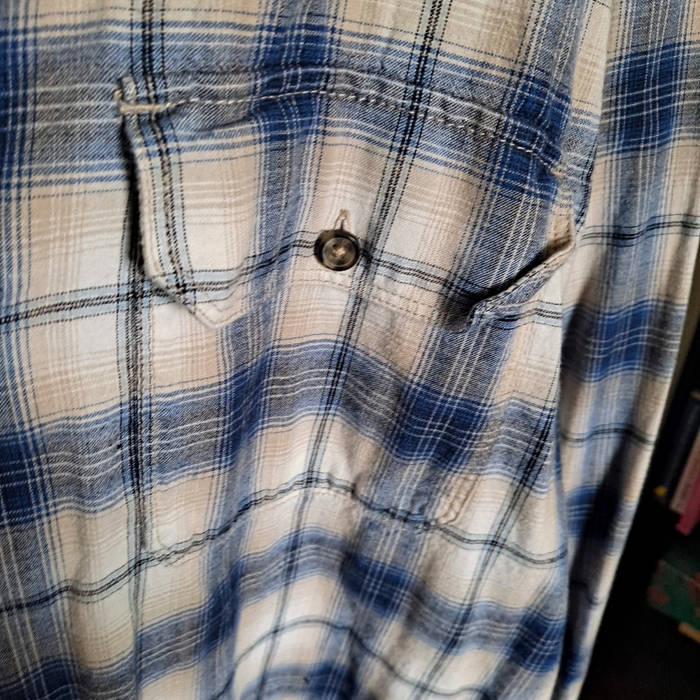 Flannels. 🌈 - Picture 3 of 7